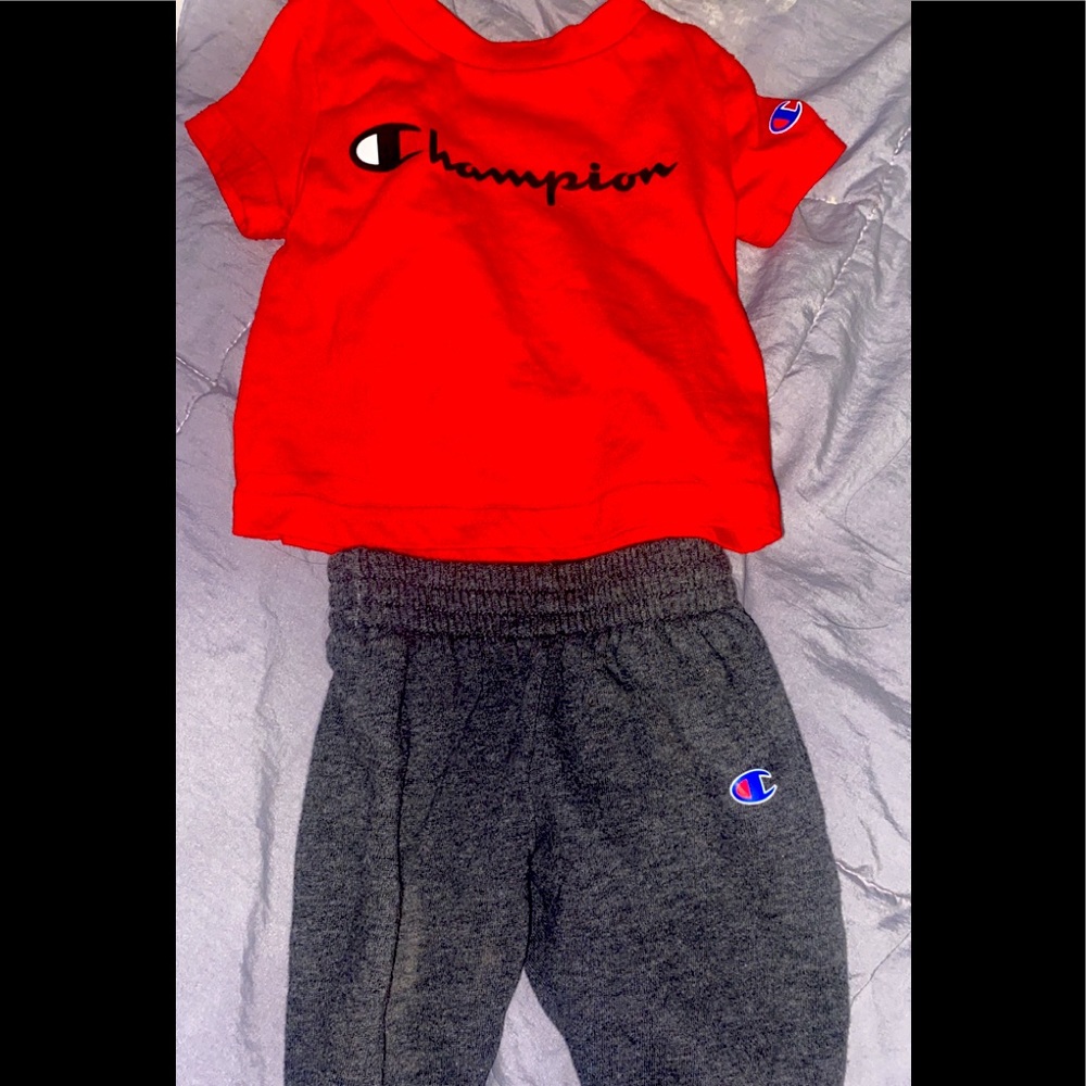 Worn once but baby had tons of clothes! Will bundle!